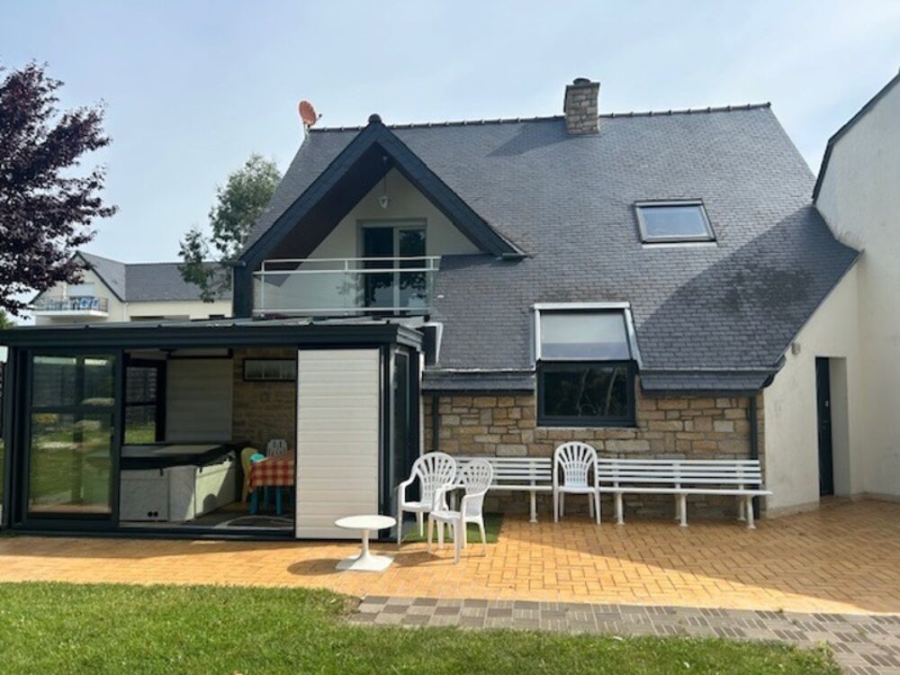 Baden  Élégante propriété familiale entre terre et mer, vue sur le golfe du Morbihan !