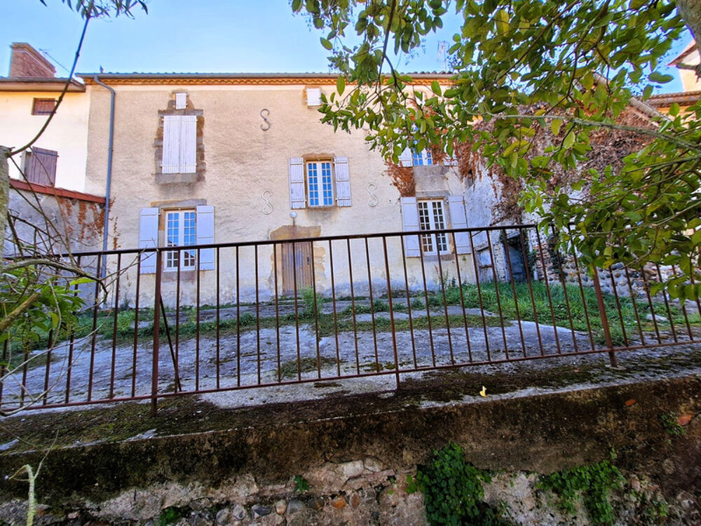 Bâtisse de caractère 247 m²  Riscle centre