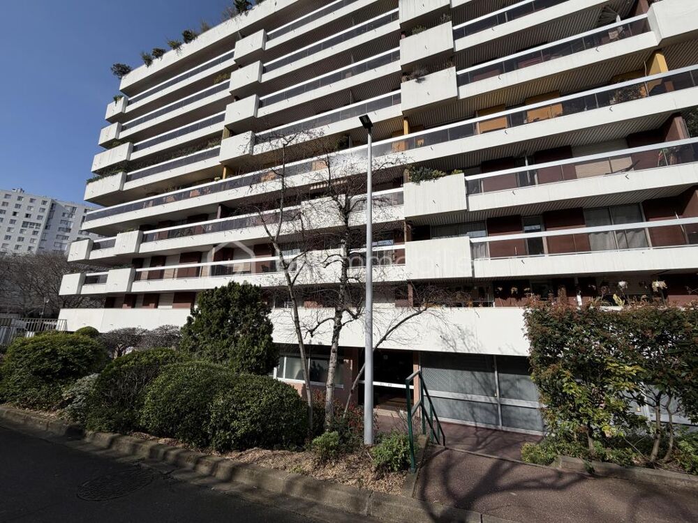 Vente Appartement APPARTEMENT 2 PIECES avec cave et box fermé Paris 12