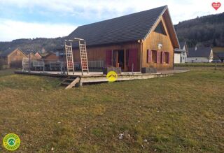 Chalet  vendre 4 pices 122 m