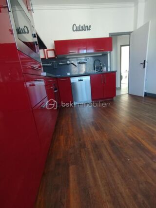  Maison � vendre 9 pi�ces 180 m�