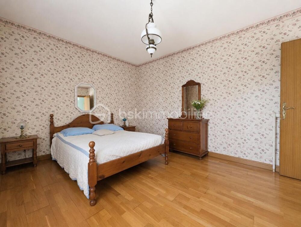 MAISON NÉO-BRETONNE DE 153 M² AVEC HANGAR DE 140 M² - PLUMÉLIAU-BIEUZY