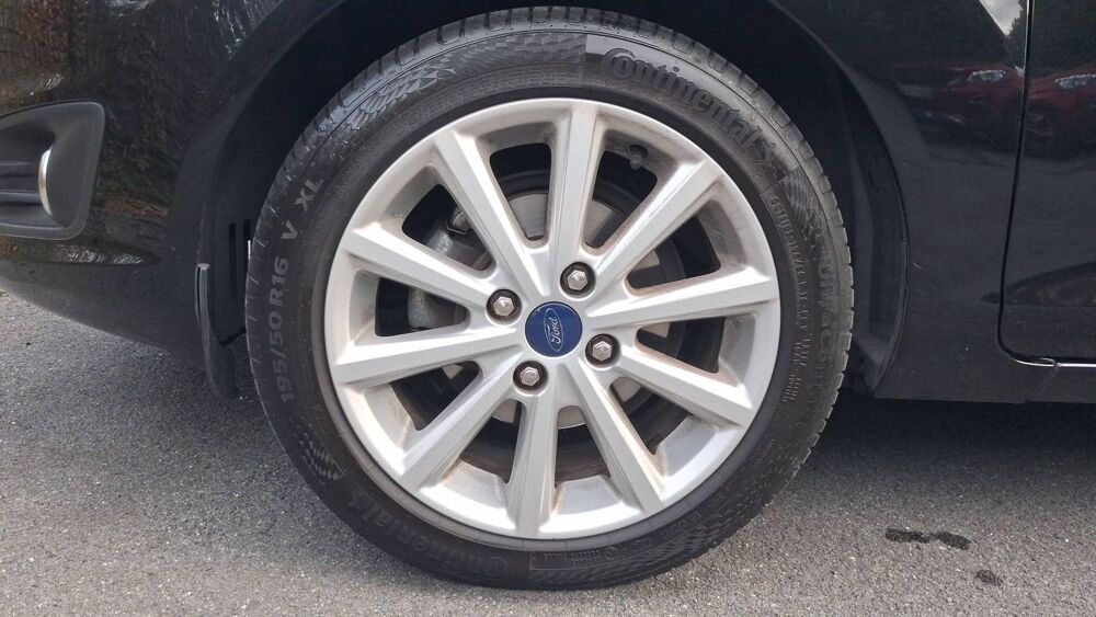 Fiesta V 1.0 EcoBoost 100 Titanium 2015 occasion 59390 Lys Lez Lannoy