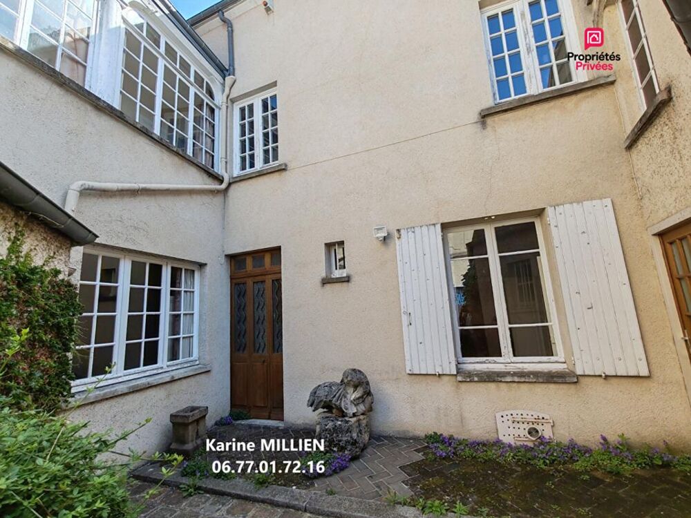 DREUX 28100 Maison en centre ville - 5 chambres - Garage - Dépendance - Grenier - Terrain - 275600 HAI