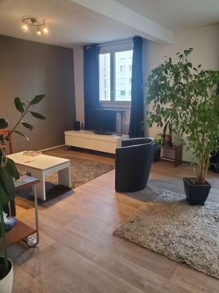 Location Appartement Chambre de 10m2 à louer sur Villeurbanne Villeurbanne