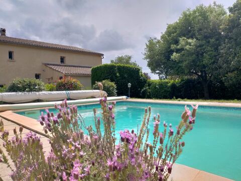   Maison de caractère 6 pièces – 4 chambres – piscine 10×5 sur 1 800 m² arborés et clos Maison - 6 pièce(s) - 208 m²