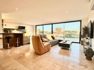  Villa � vendre 6 pi�ces 165 m�