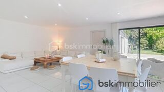  Propri�t�/ch�teau � vendre 8 pi�ces 210 m�