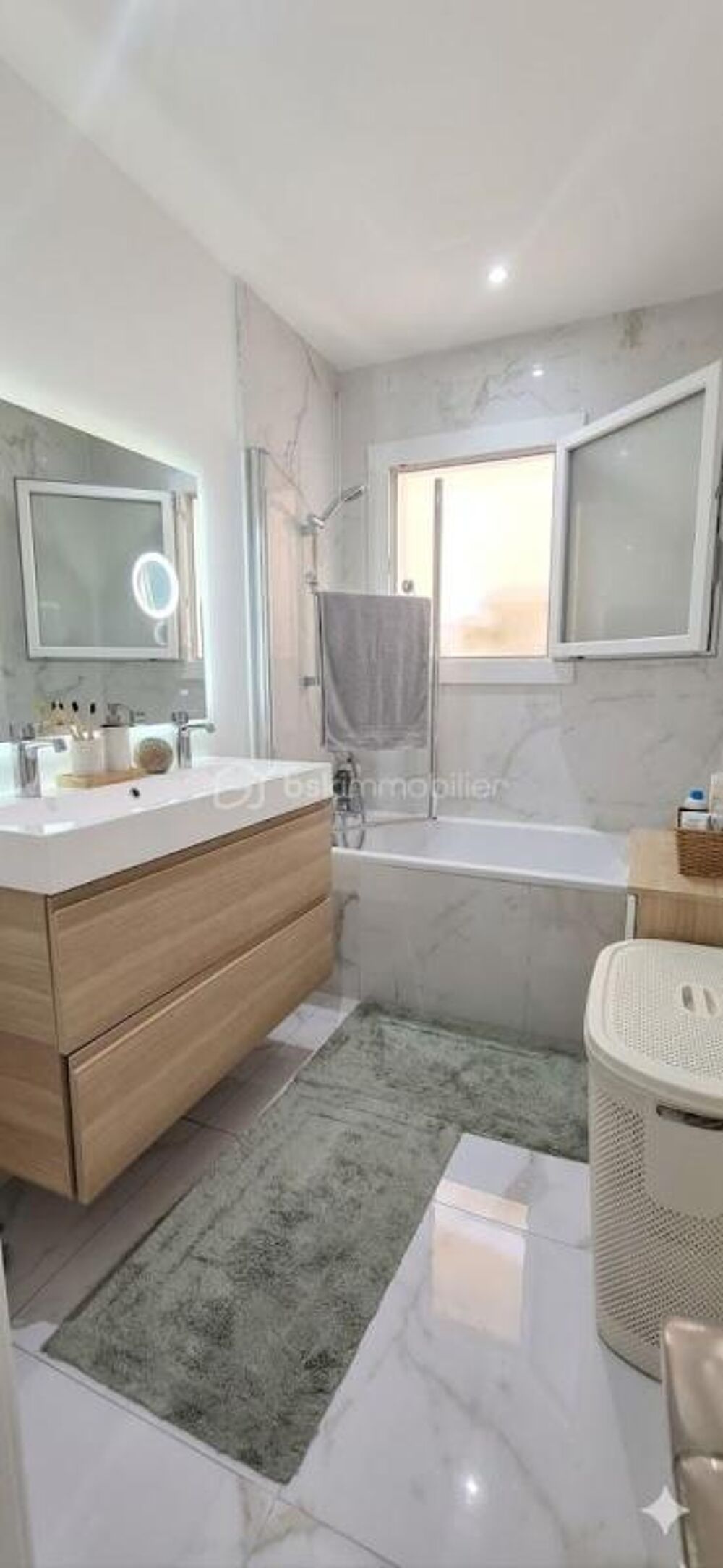 Vente Appartement T4 - BALCON - ASCENSEUR - PARKING COLLECTIF Toulon