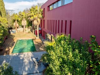  Maison � vendre 9 pi�ces 360 m�