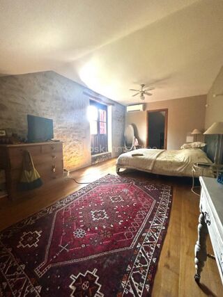 Propriété/château à vendre 6 pièces 175 m²