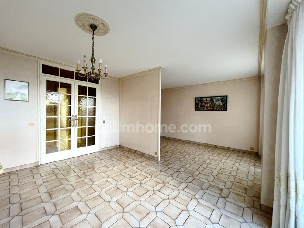 Vente Appartement Appartement  vendre 5 pices BRON (69) Bron