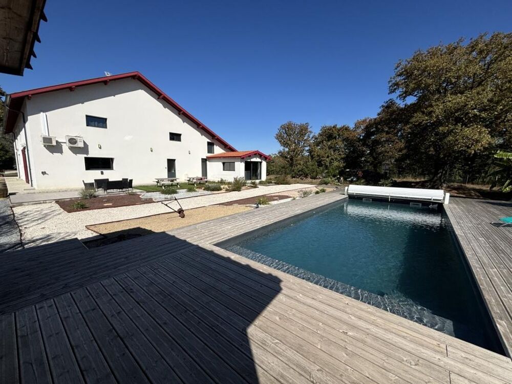 à vendre  Propriété/château Saint-Jean-de-Marsacq (40230)
