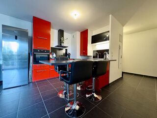  Appartement  vendre 4 pices 82 m