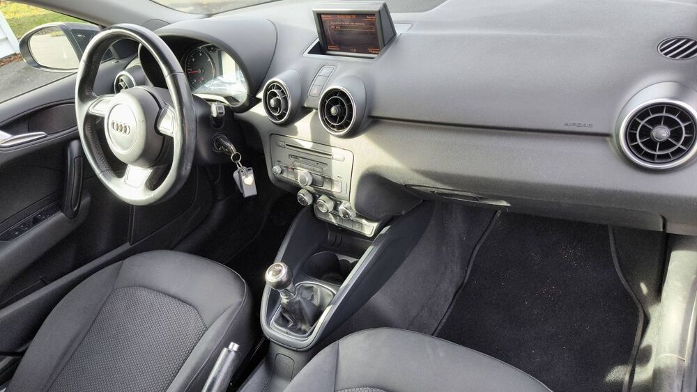 A1 1.6 TDI 105 Attraction 2013 occasion 71100 Chalon Sur Saone