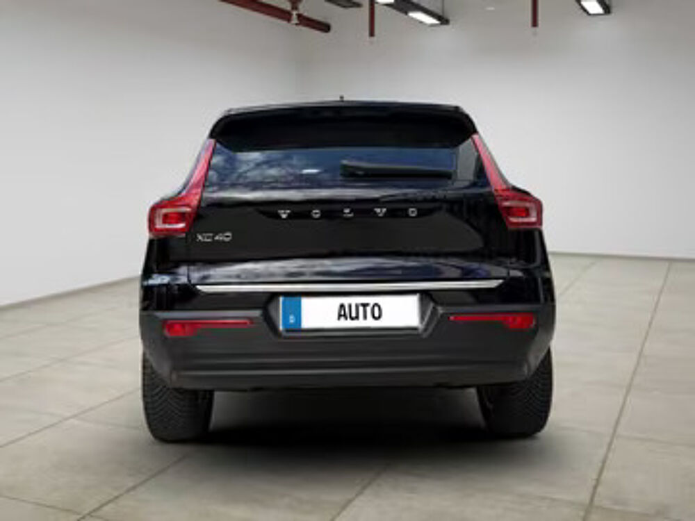 XC40 T2 Momentum Core 2022 occasion 33000 Bordeaux