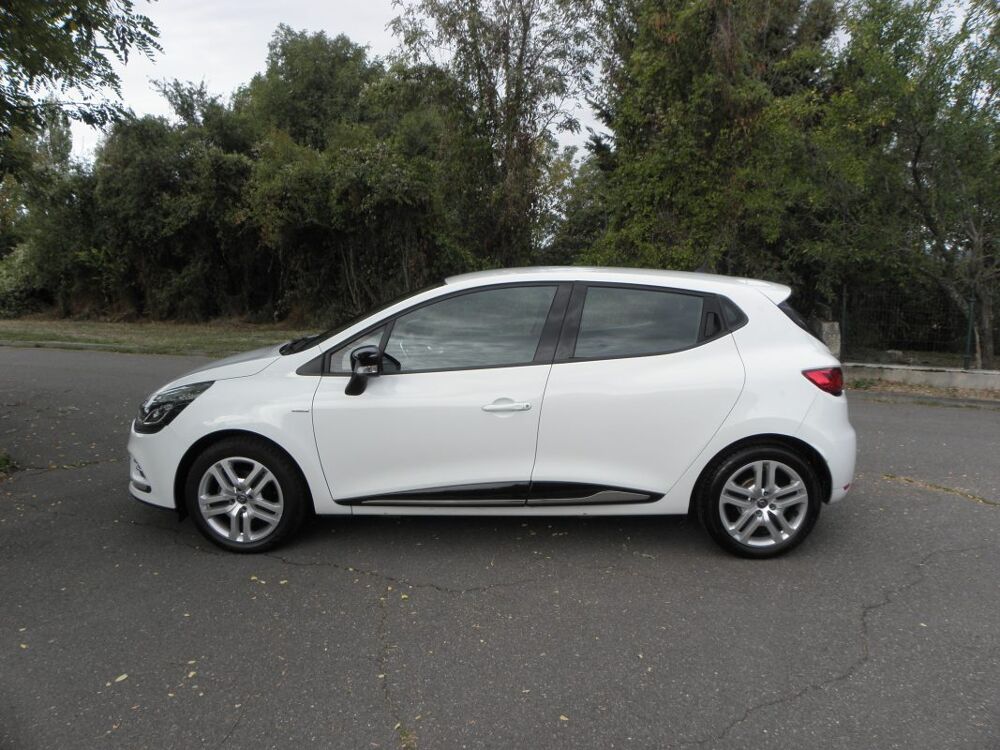 Clio IV 1.2 75ch Limited • 1&egrave;re main Faible kilom&eacute;trage 2018 occasion 57640 Malroy