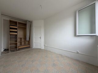  Appartement à louer 4 pièces 62 m²