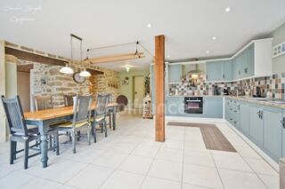  Maison à vendre 8 pièces 228 m²