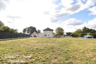  Terrain à vendre 989 m²