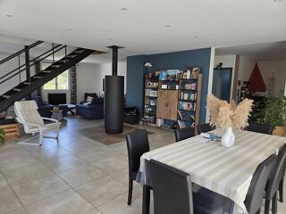  Maison à vendre 6 pièces 222 m²