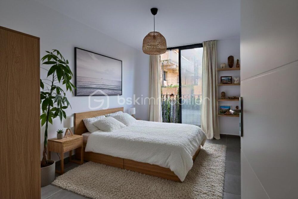 Appartement T3 neuf avec terrasse et vue jardin  Prestations de qualité  Secteur des Pins
