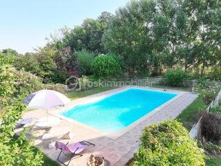  Propri�t�/ch�teau � vendre 6 pi�ces 180 m�