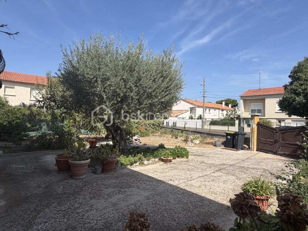 Vente Maison Maison R+1 de type 4 de 89 m2 avec garage de 36 m2 sur 421 m2 de terrain Frontignan