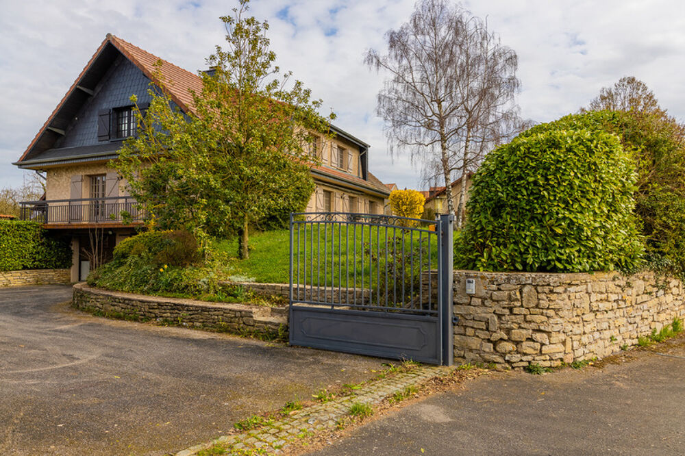 SUPERBE PROPRIETE FAMILIALE 270 M2 TERRAIN 19 ARES CLOS