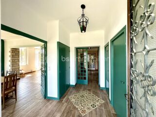  Propri�t�/ch�teau � vendre 7 pi�ces 256 m�