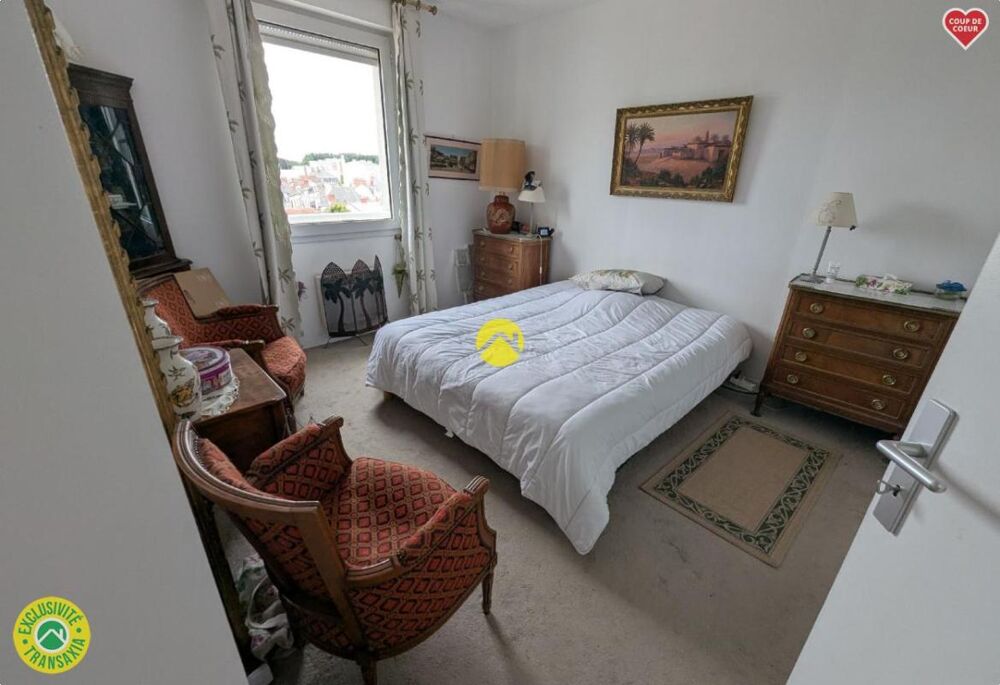 APPARTEMENT AVEC TERRASE