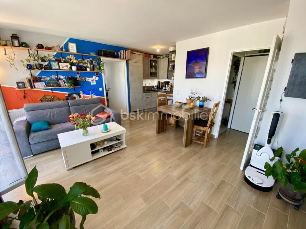 Appartement récent 2 pièces de 50m² avec terrasse de 17m²