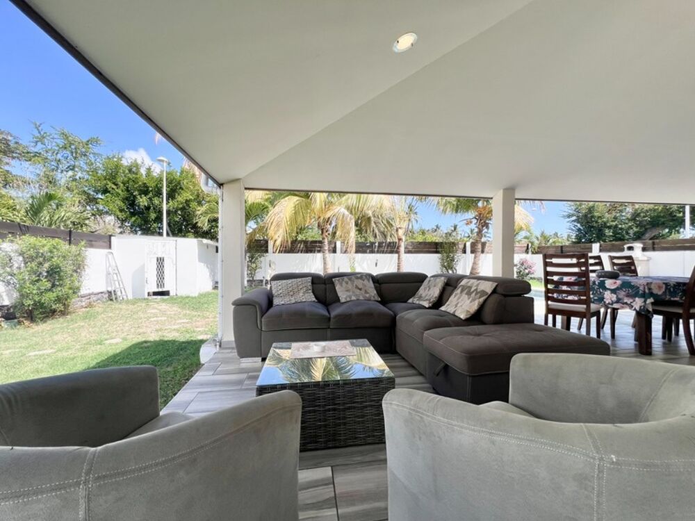 Maison à vendre 6 pièces SAINT GILLES LES BAINS (974)