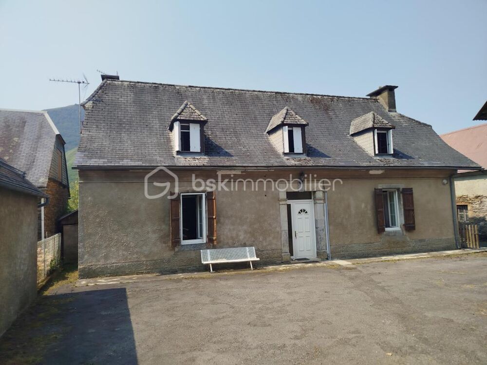 Vente Maison Charmante demeure pyrénéenne avec dépendances dans un cadre idyllique Gazost