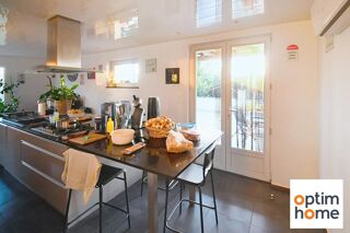 Vente Maison MAISON FAMILIALE DE PRÈS DE 145 M² AVEC APPARTEMENT INDÉPENDANT, HANGAR DE 90 M², GARAGES ET TERRAIN DE 13 ARES ! Murville