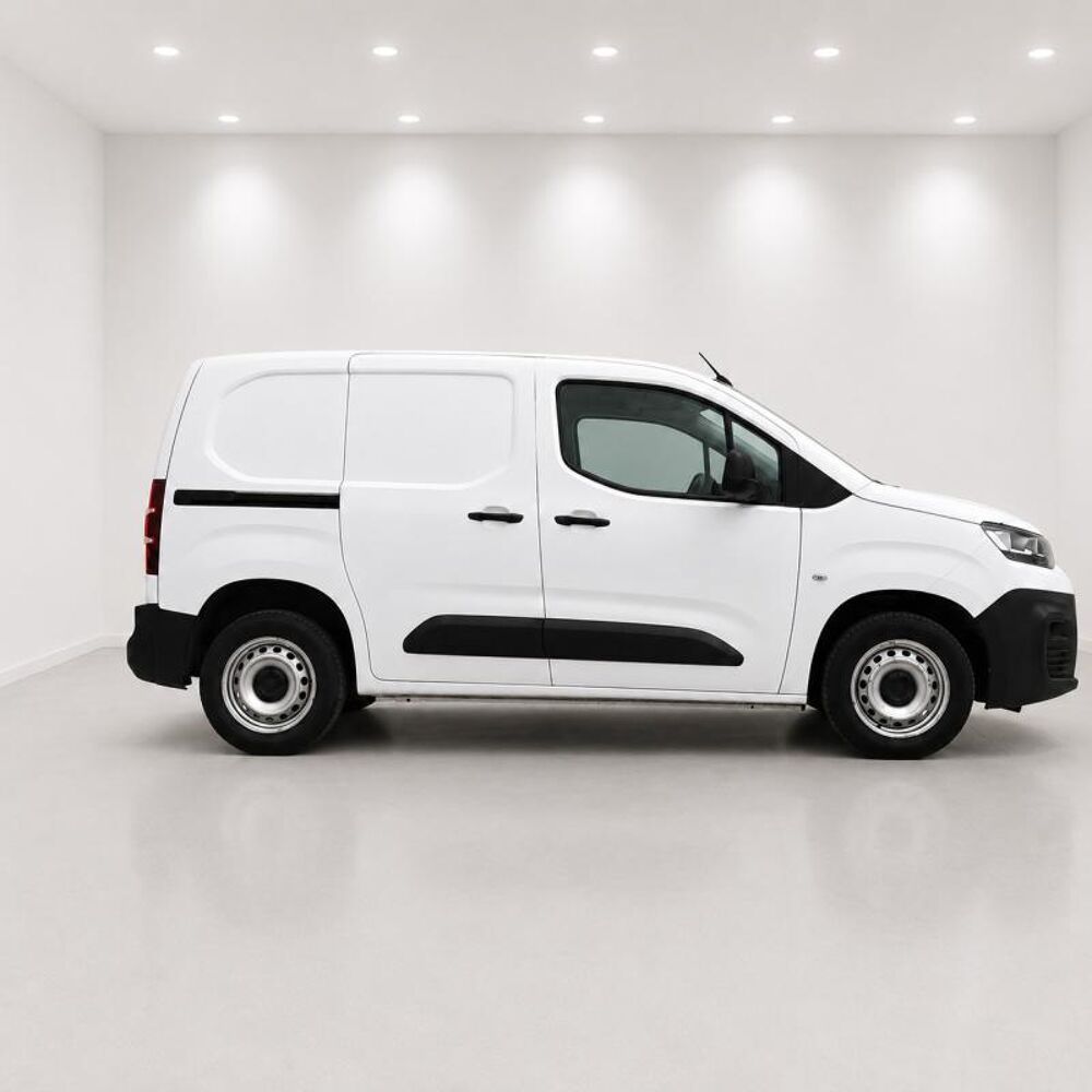 Berlingo 1&deg; Main / 1.5l B HDI 100cv Version Club CLIM/T&eacute;l/R&eacute;gul/Limit 2022 occasion 60430 Abbecourt