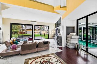  Maison � vendre 5 pi�ces 300 m�