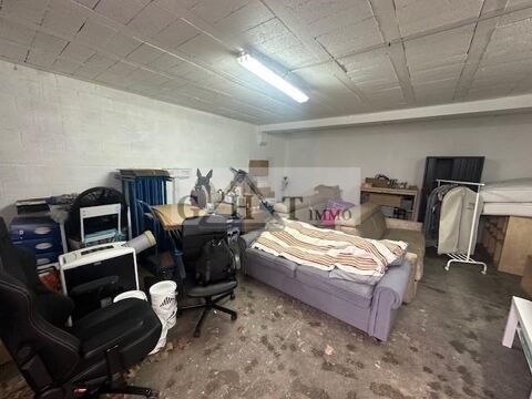   ENTREPOT 50M + 50M DE COURS PRIVATIVE A LOUER BONDOUFLE 