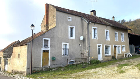   Proprit agricole au cur d'un village paisible  vendre 5 pices MASSANGIS (89)- Hangars- Grange Proprit/chteau - 5 pice(s) - 121 m