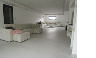  Villa 6 pièces 220 m² Donzere