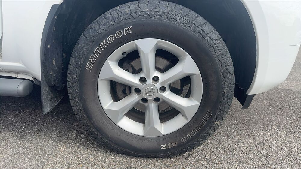 Navara 2.5 dCi 190 4WD Double Cabine 2015 occasion 38300 Bourgoin Jallieu