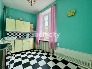  Immeuble à vendre 15 + pièces 400 m²
