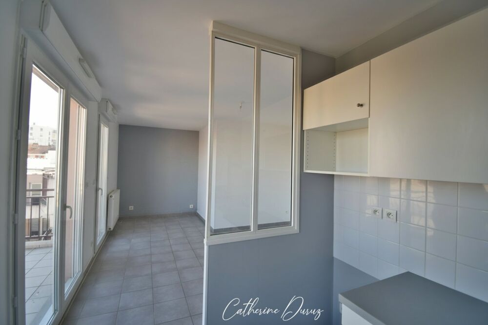 Appartement à vendre DIJON (21) Appartement T2 de 45,34 m² avec terrasse, garage fermé, parking privatif et cave