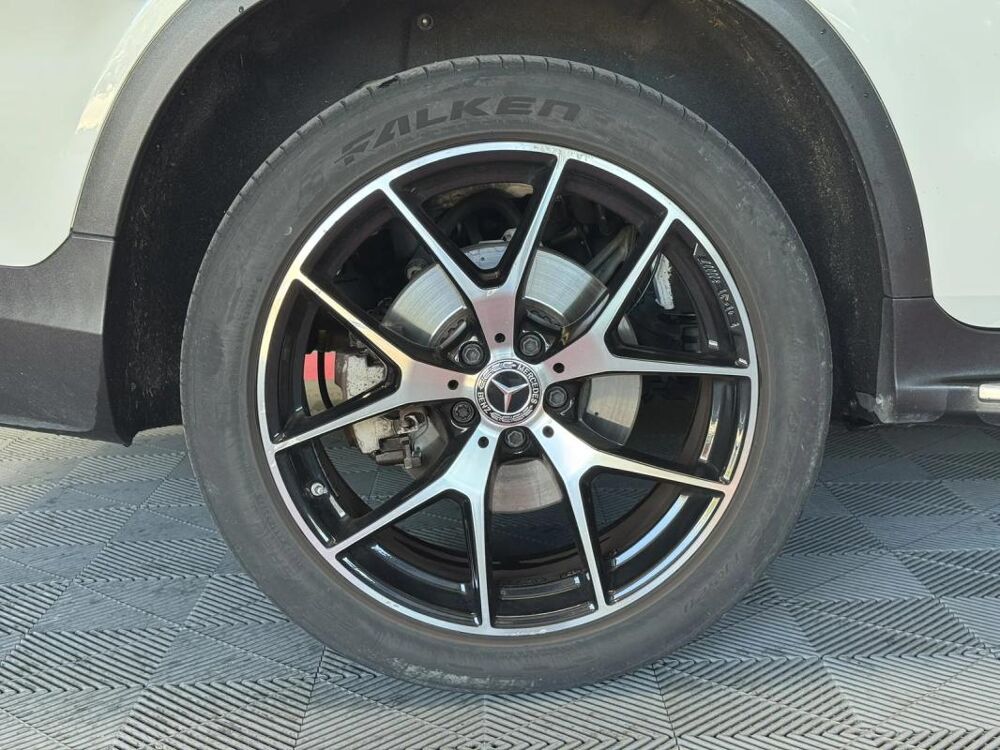 Classe GLC Benz 300e 4 Matic AMG LINE EQ POWER 211ch + 122ch Mercedes-B 2021 occasion 73000 Chambery