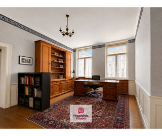  Immeuble à vendre 10 pièces 274 m²