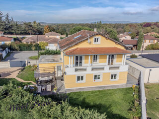 Maison  vendre 7 pices 200 m