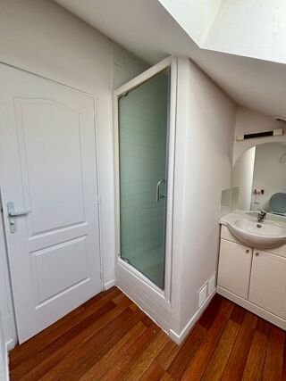  Appartement à louer 2 pièces 34 m²