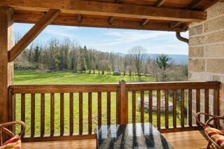  Propriété/château à vendre 13 pièces 360 m²