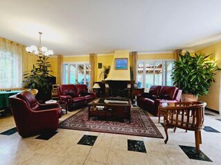  Maison � vendre 9 pi�ces 229 m�