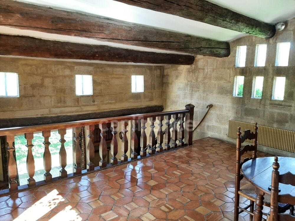 � vendre  Maison �guilles (13510)